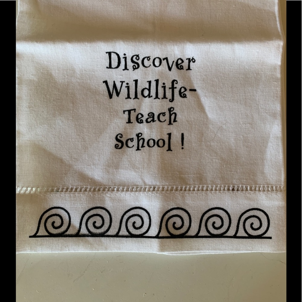 Discover Wildlife-Teach School! Kitchen Handtowel